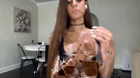 naughtygirltrinity  04-04-2022
